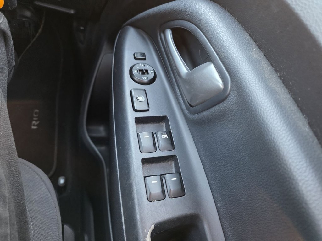 Used Kia Rio 2014 for sale - 76909712: Photo 15