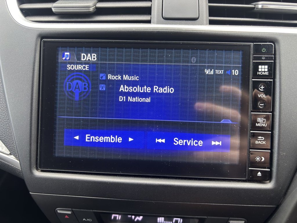 Used Honda Civic 2015 for sale - 76923213: Photo 15