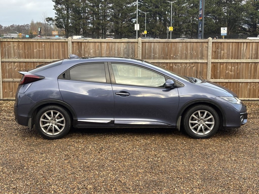 Used Honda Civic 2015 for sale - 76923213: Photo 8