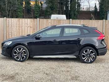 Used Volvo V40 Cross Country 2019 for sale - 73494340: Photo