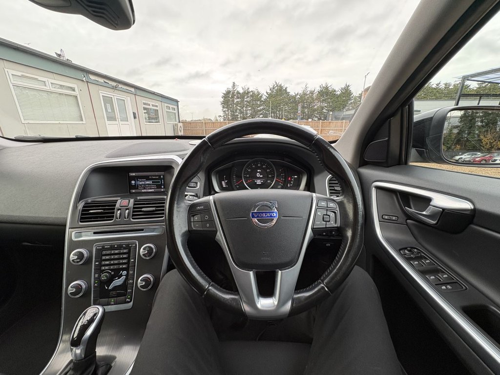 Used Volvo XC60 2015 for sale - 76546990: Photo 12