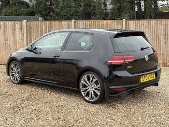Used Volkswagen Golf 2014 for sale - 76098125: Photo 3