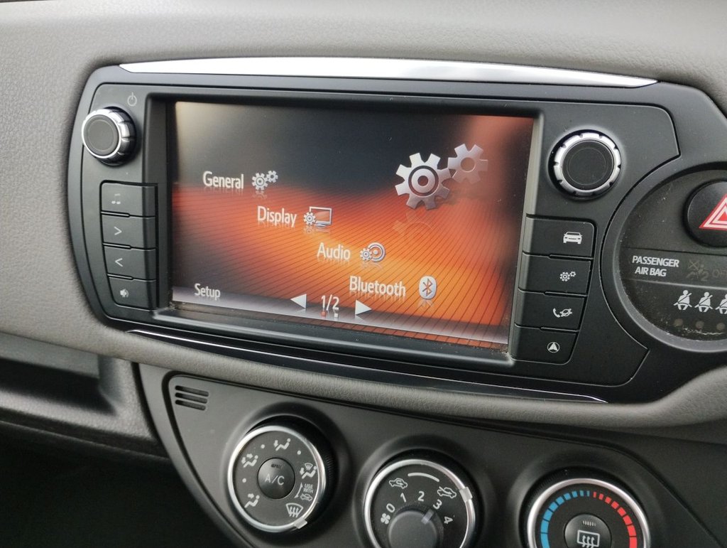 Used Toyota Yaris 2016 for sale - 77139508: Photo 13