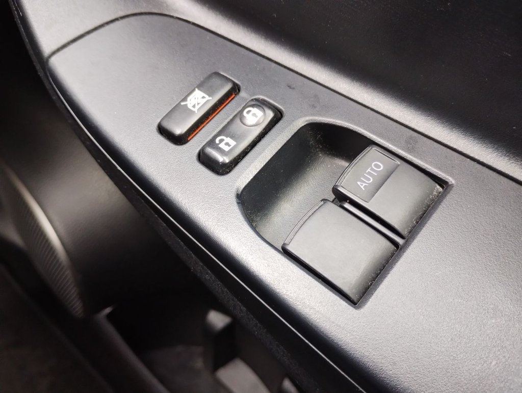 Used Toyota Yaris 2016 for sale - 77139508: Photo 21