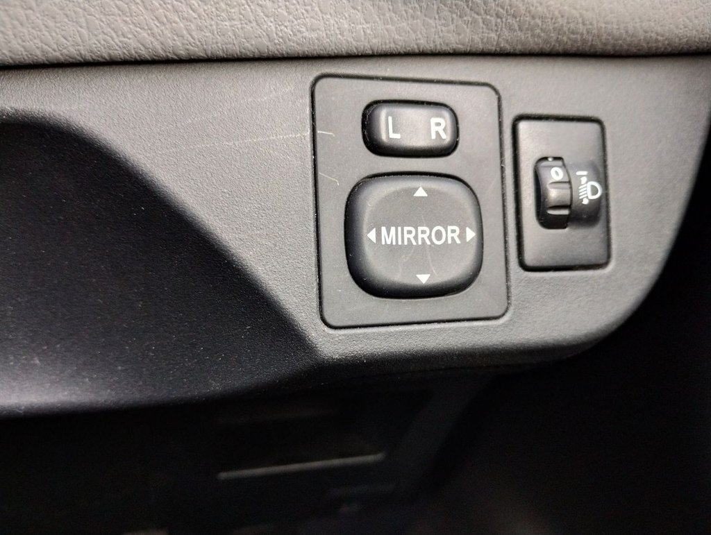 Used Toyota Yaris 2016 for sale - 77139508: Photo 22