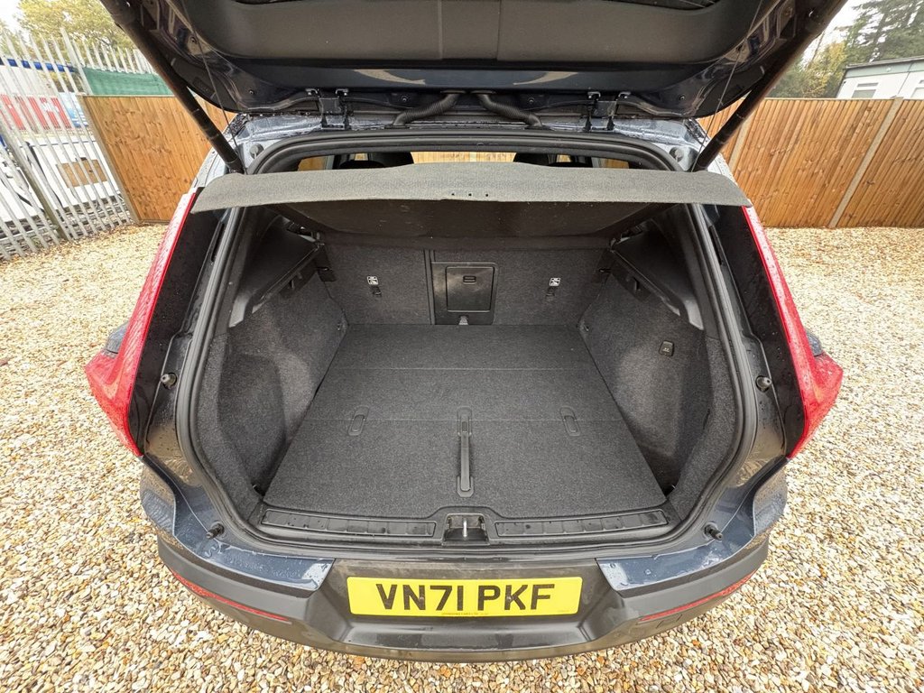 Used Volvo XC40 2021 for sale - 76582112: Photo 11