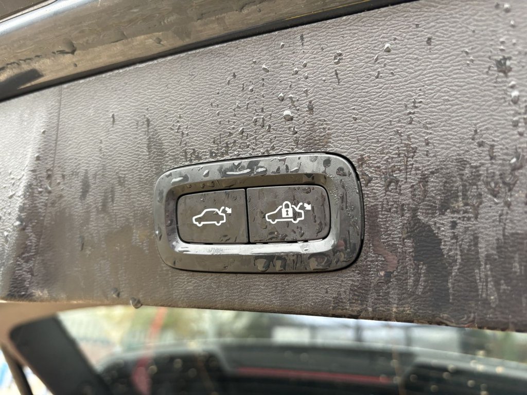 Used Volvo XC40 2021 for sale - 76582112: Photo 18