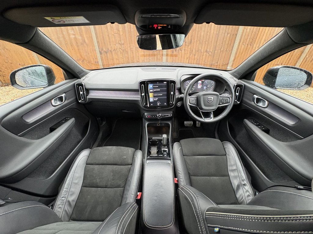 Used Volvo XC40 2021 for sale - 76582112: Photo 9