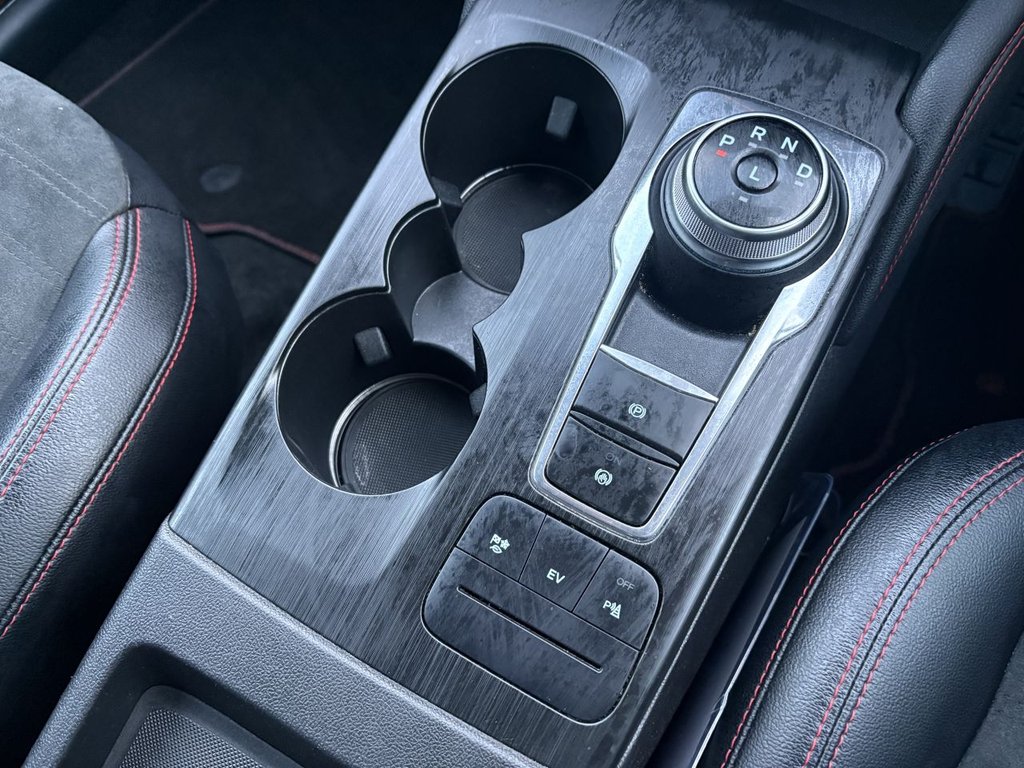 Used Ford Kuga 2022 for sale - 76631749: Photo 17