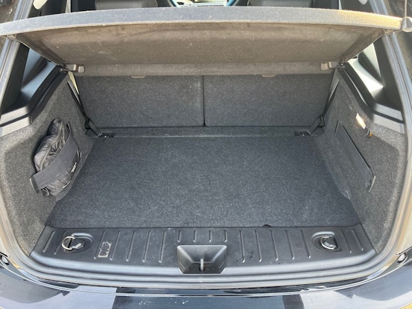 Used BMW i3 2015 for sale - 76250232: Photo 11