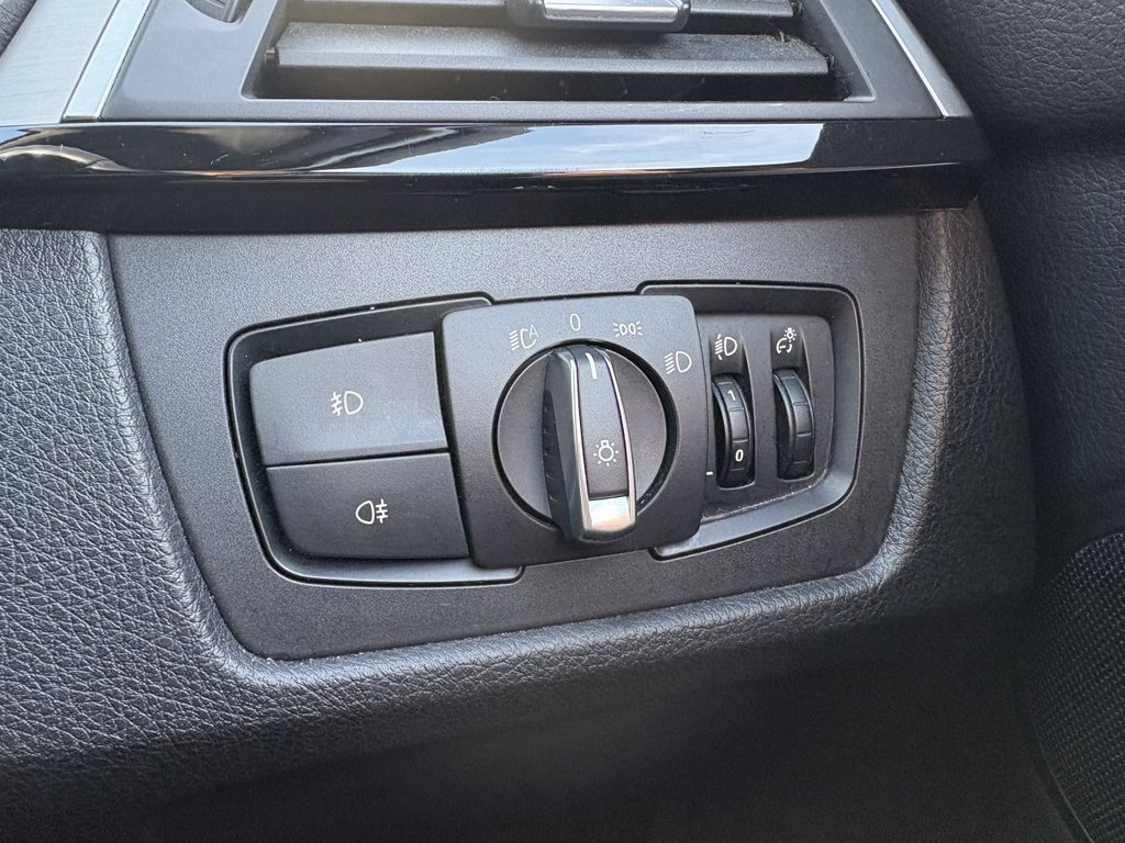 Used BMW 3 Series 2018 for sale - 76395734: Photo 13