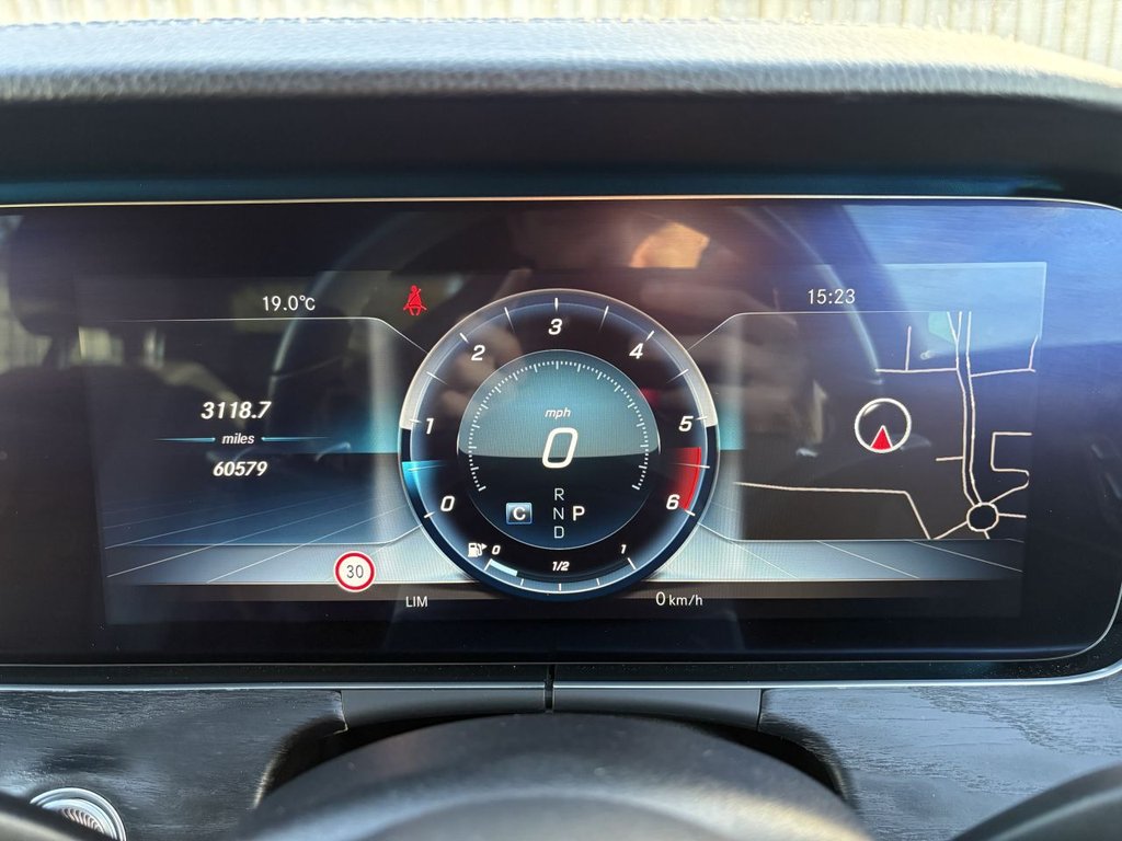 Used Mercedes-Benz E Class 2019 for sale - 76395733: Photo 21