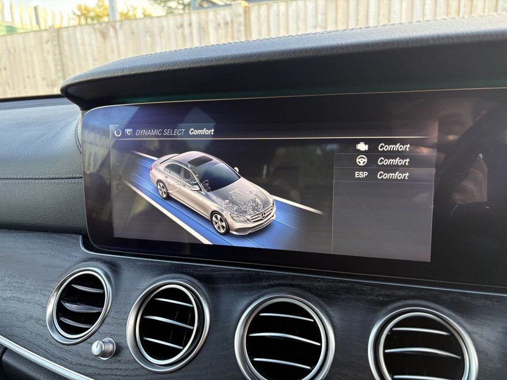 Used Mercedes-Benz E Class 2019 for sale - 76395733: Photo 29