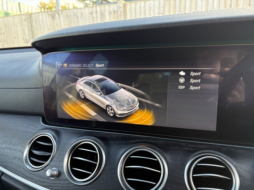 Used Mercedes-Benz E Class 2019 for sale - 76395733: Photo 30