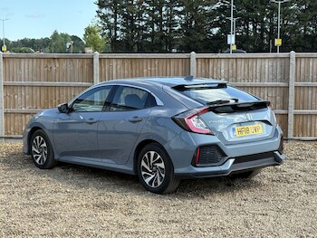 Used Honda Civic 2018 for sale - 75122549: Photo