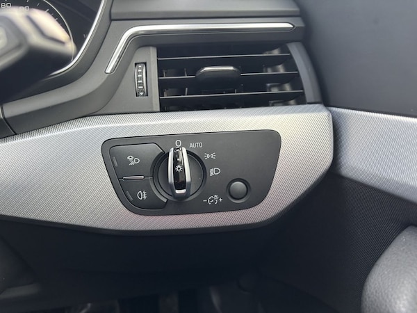 Used Audi A4 2017 for sale - 76322885: Photo 14