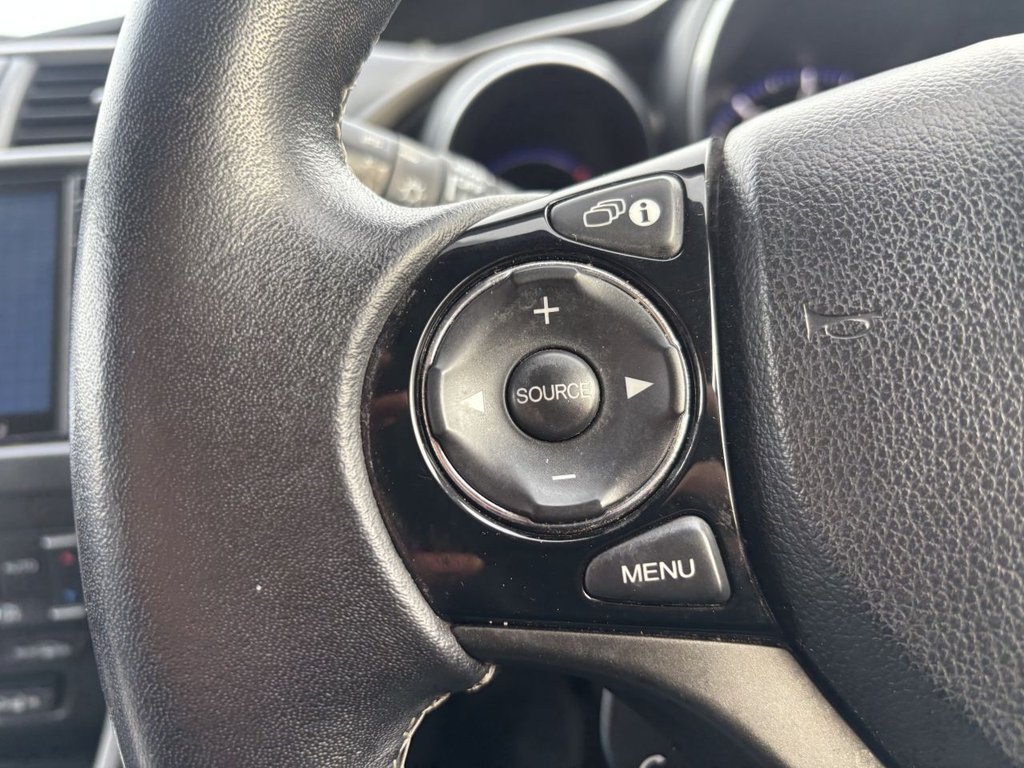 Used Honda Civic 2016 for sale - 77692900: Photo 14