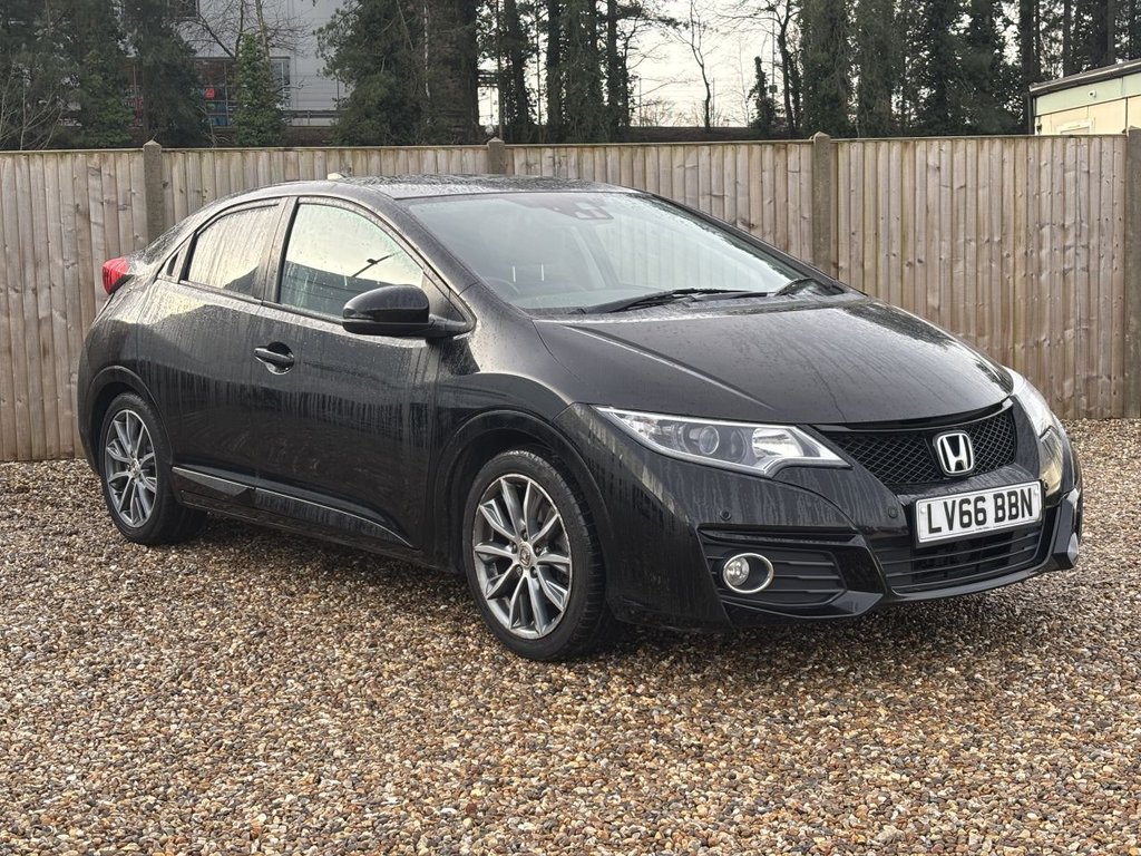 Used Honda Civic 2016 for sale - 77692900: Photo 7