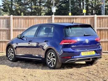 Used Volkswagen Golf 2019 for sale - 75275637: Photo