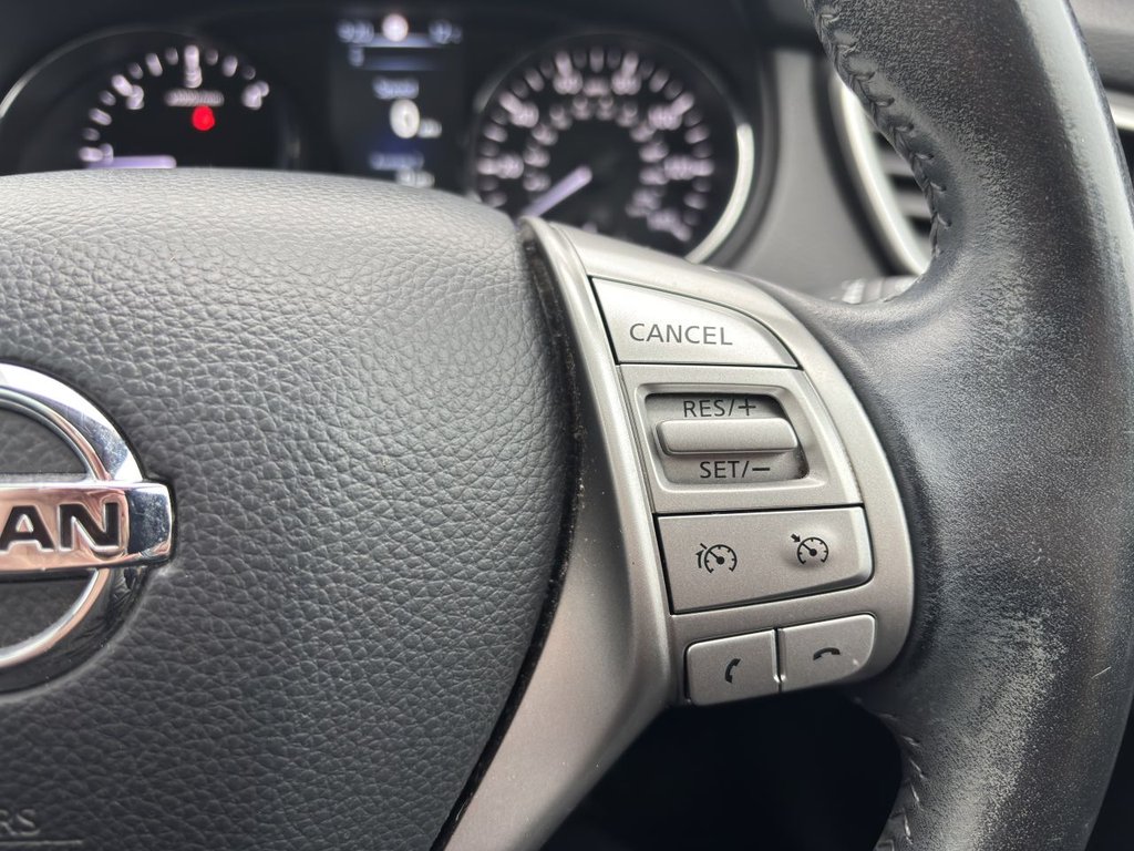 Used Nissan Qashqai 2017 for sale - 76710779: Photo 18