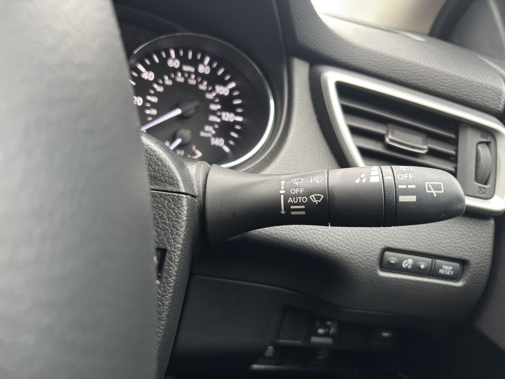 Used Nissan Qashqai 2017 for sale - 76710779: Photo 20