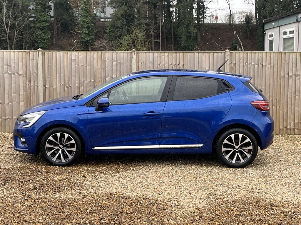 Used Renault Clio 2020 for sale - 78043928: Photo 2