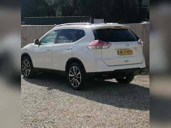 Used Nissan X-Trail 2017 for sale - 76783524: Photo