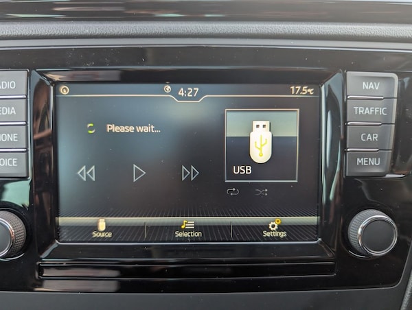 Used Skoda Rapid Spaceback 2017 for sale - 76057019: Photo 18