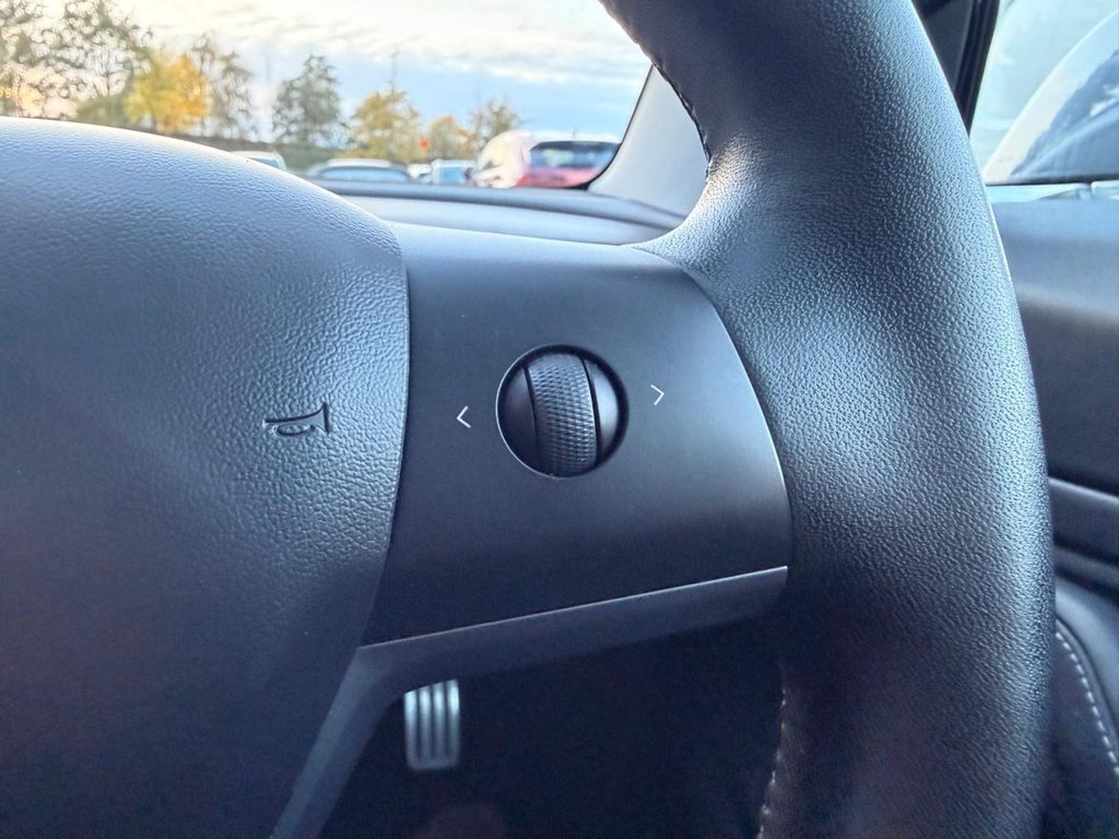 Used Tesla Model 3 2020 for sale - 76368112: Photo 14