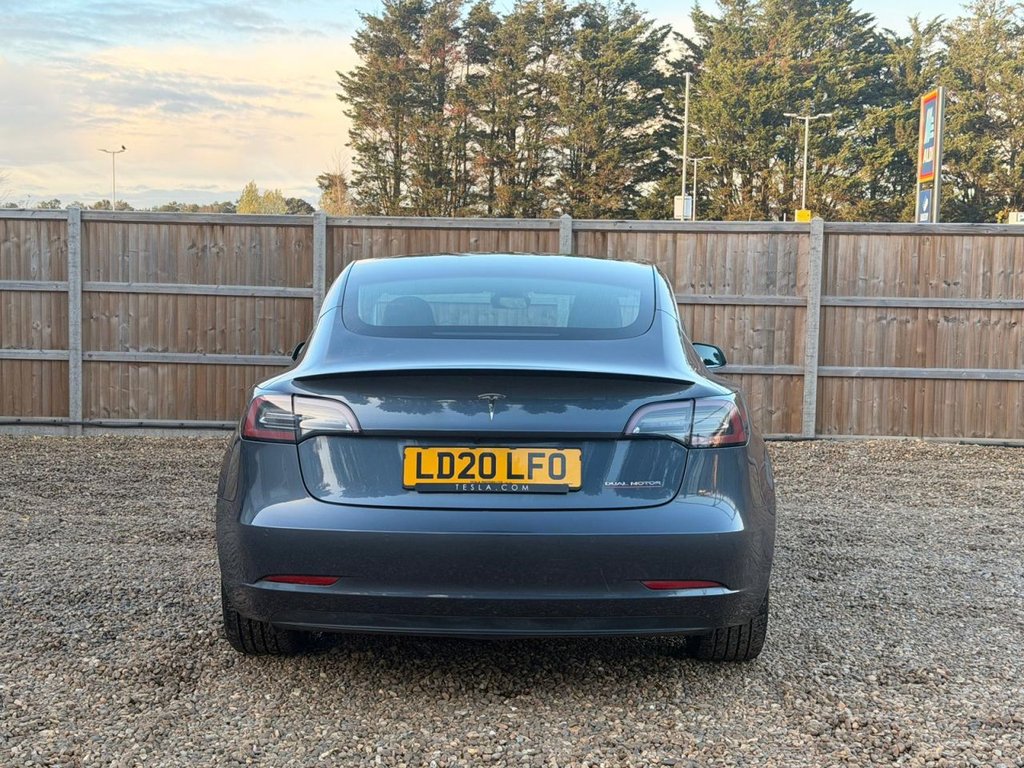 Used Tesla Model 3 2020 for sale - 76368112: Photo 4