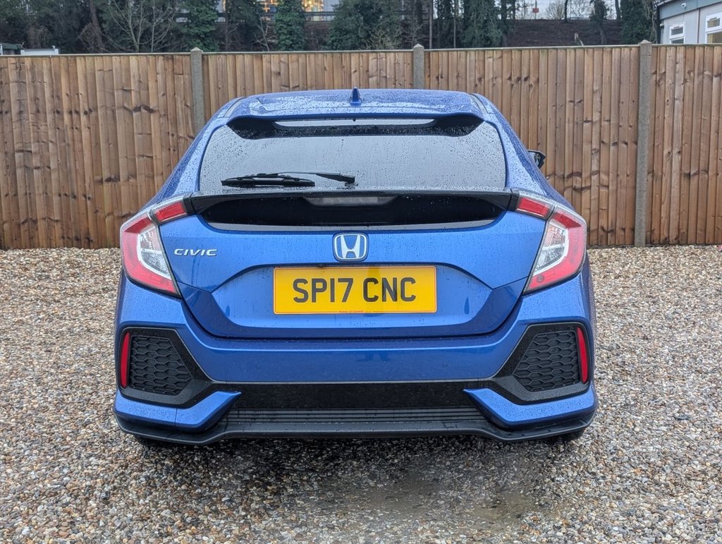 Used Honda Civic 2017 for sale - 77187920: Photo 4