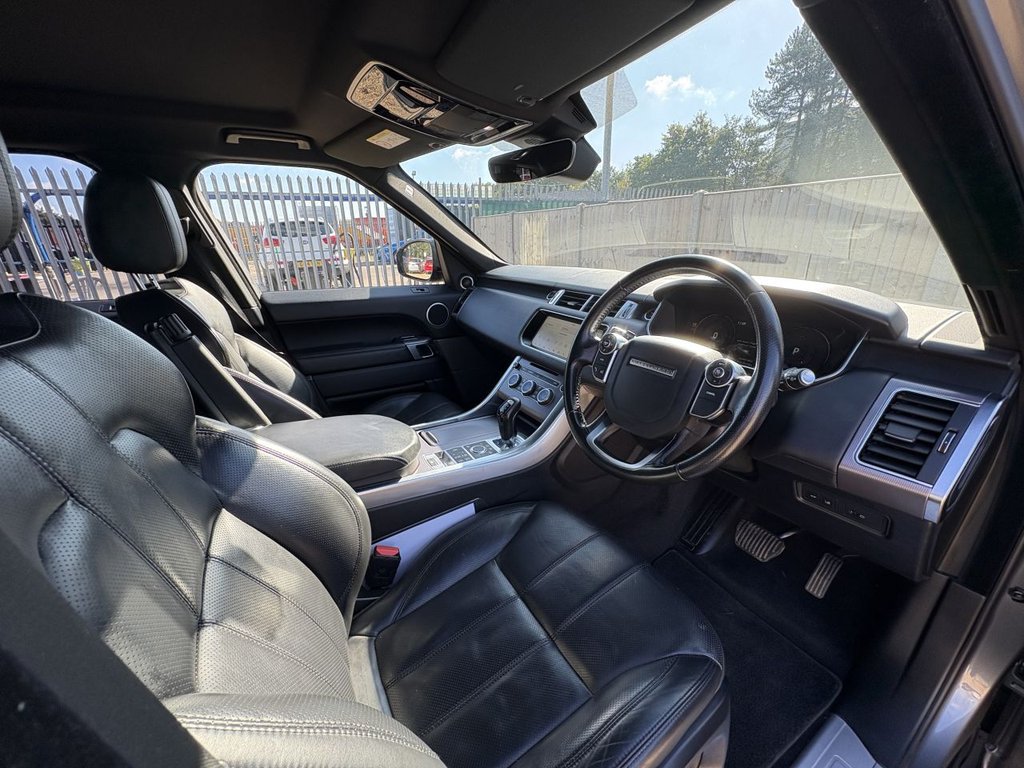 Used Land Rover Range Rover Sport 2017 for sale - 76105740: Photo 10