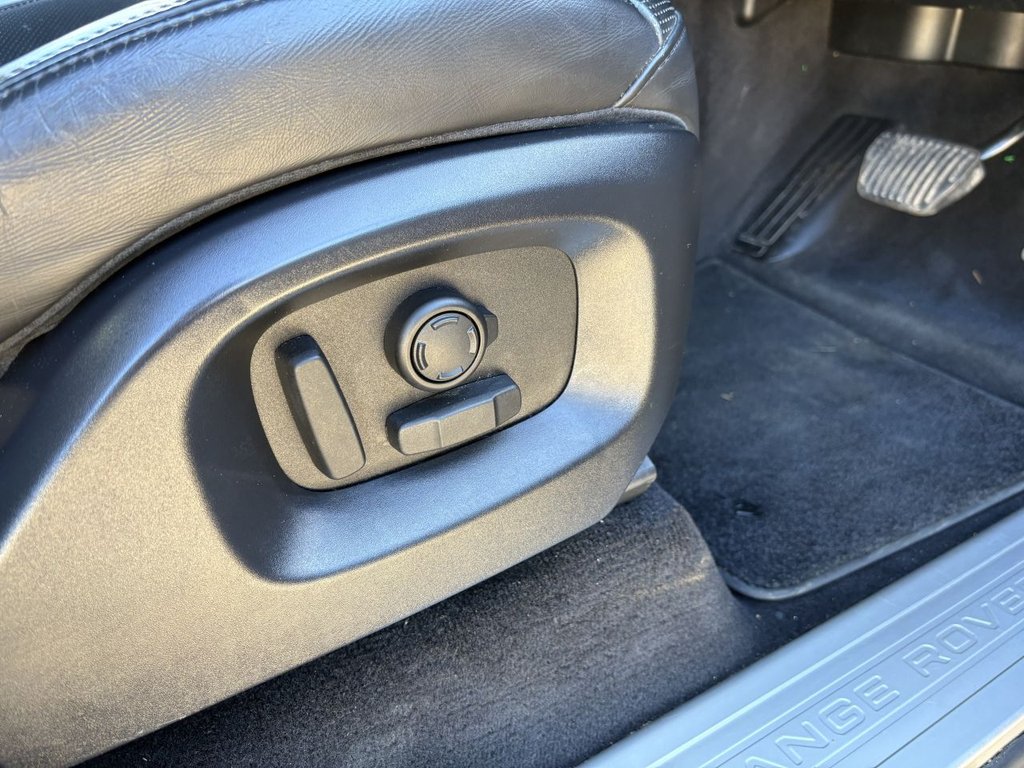 Used Land Rover Range Rover Sport 2017 for sale - 76105740: Photo 14