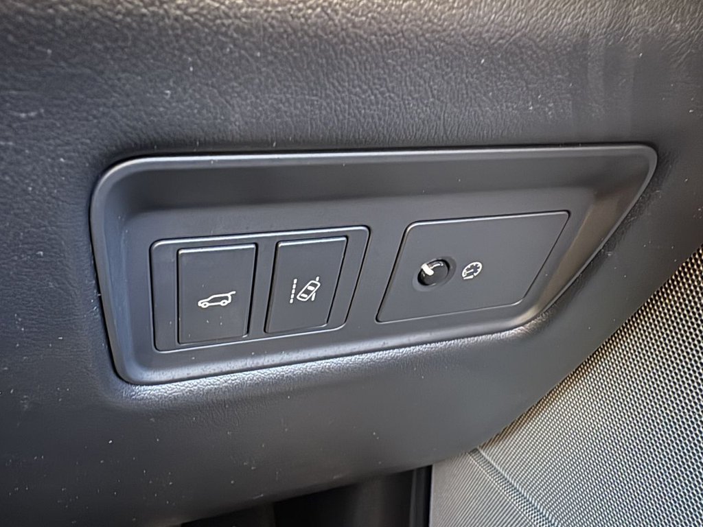 Used Land Rover Range Rover Sport 2017 for sale - 76105740: Photo 17