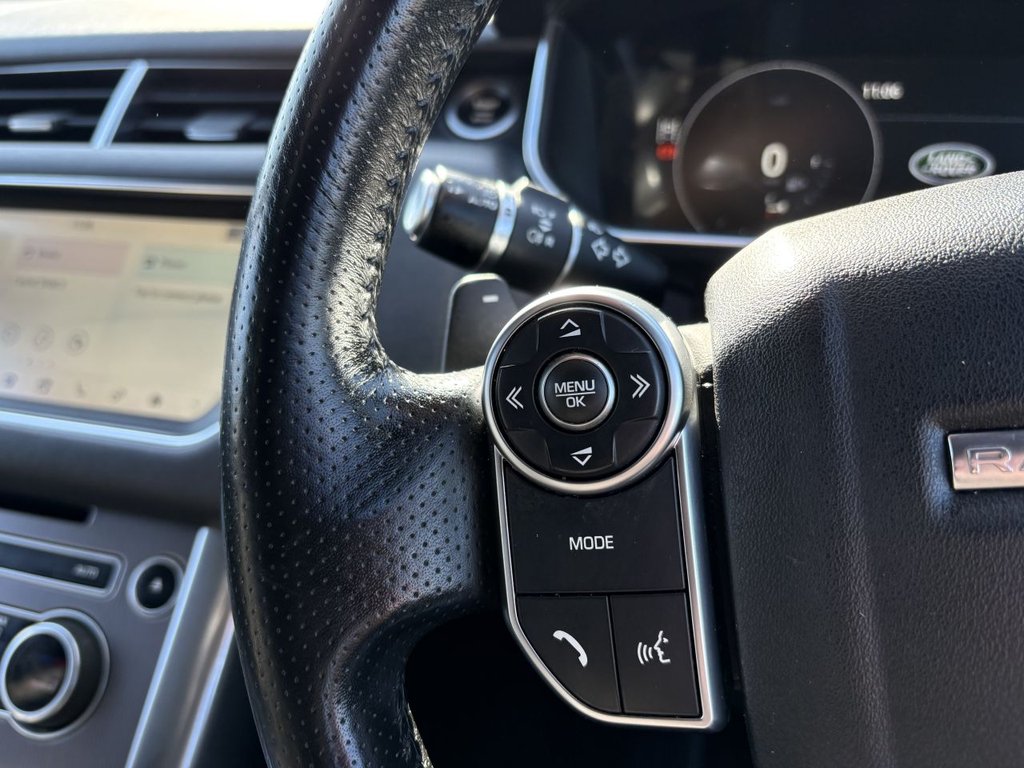 Used Land Rover Range Rover Sport 2017 for sale - 76105740: Photo 18