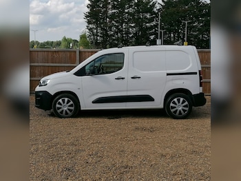 Used Citroen Berlingo 2019 for sale - 76029551: Photo