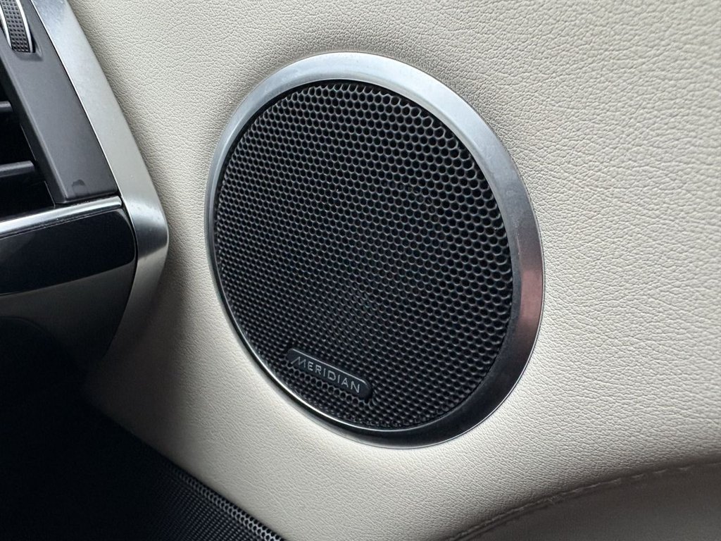 Used Land Rover Range Rover Sport 2017 for sale - 76665674: Photo 16