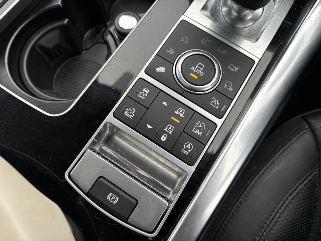 Used Land Rover Range Rover Sport 2017 for sale - 76665674: Photo 21