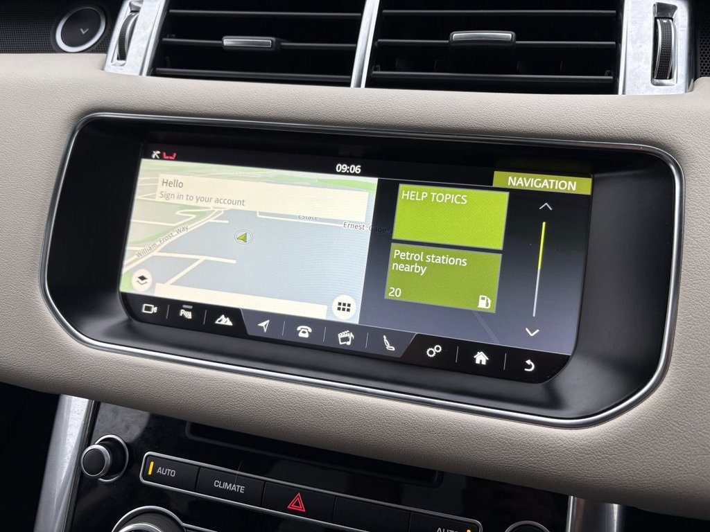 Used Land Rover Range Rover Sport 2017 for sale - 76665674: Photo 31