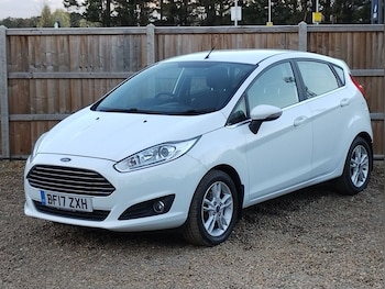 2017 (17) - 1.25 82 Zetec 5dr