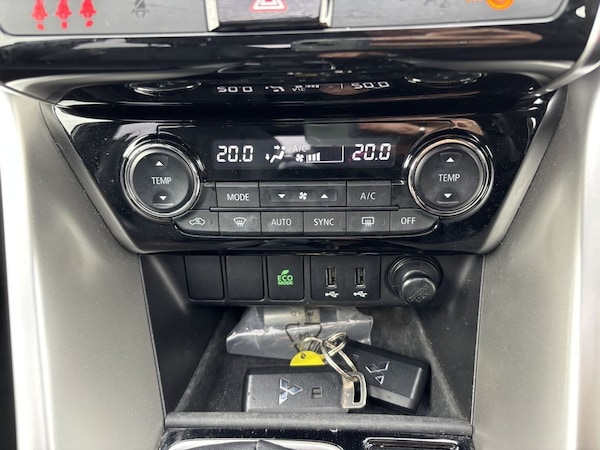 Used Mitsubishi Eclipse Cross 2018 for sale - 75985776: Photo 17