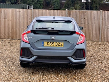 Used Honda Civic 2019 for sale - 75765496: Photo