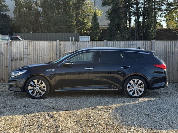 Used Kia Optima 2017 for sale - 76185160: Photo 2