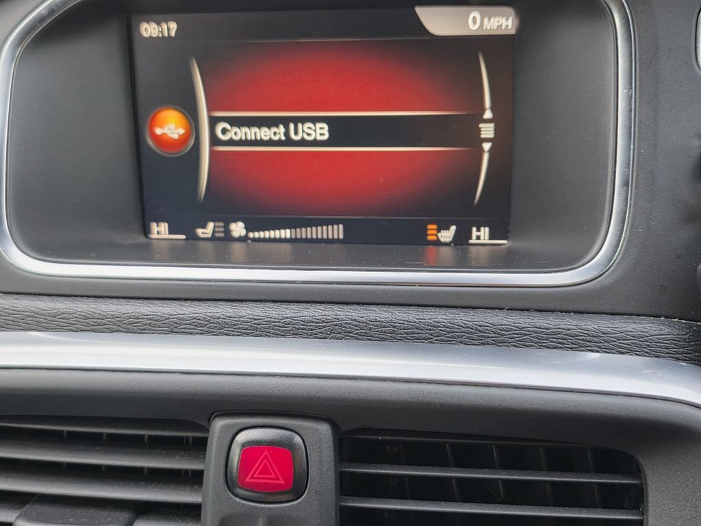 Used Volvo V40 2019 for sale - 76740077: Photo 20