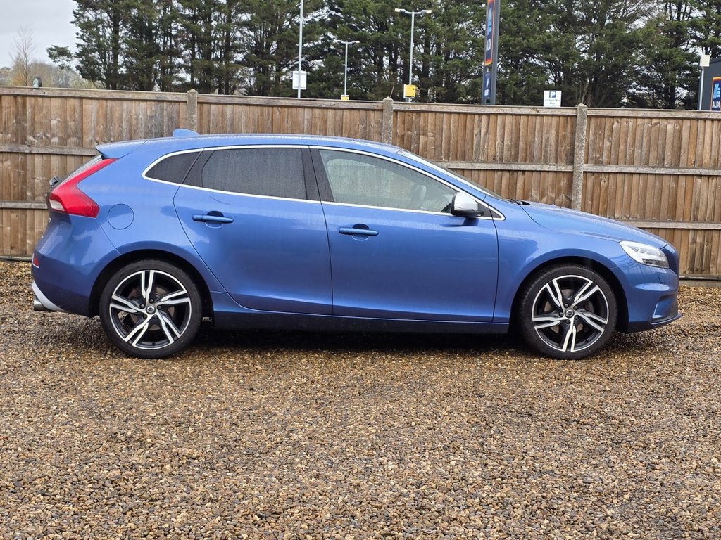 Used Volvo V40 2019 for sale - 76740077: Photo 6