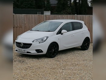 Vauxhall - Corsa