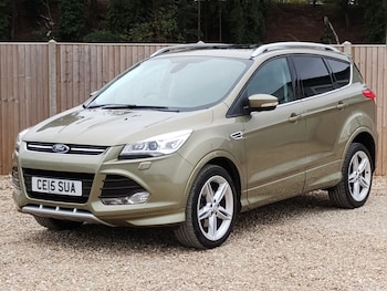 Used Ford Kuga 2015 for sale - 76132379: Photo