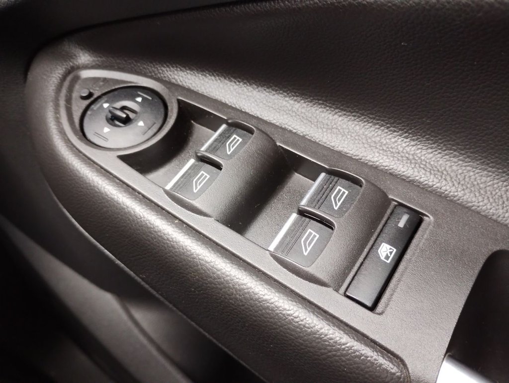 Used Ford Kuga 2015 for sale - 76132379: Photo 22