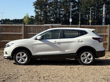 Used Nissan Qashqai 2017 for sale - 75264670: Photo