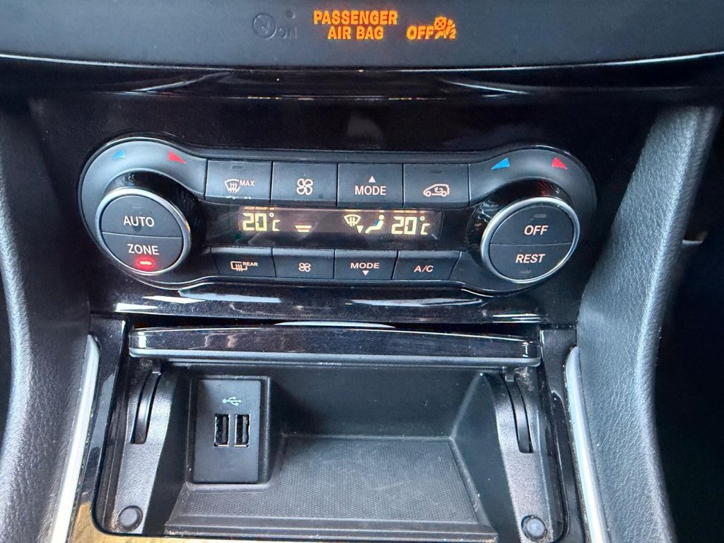 Used Infiniti Q30 2017 for sale - 76711609: Photo 22